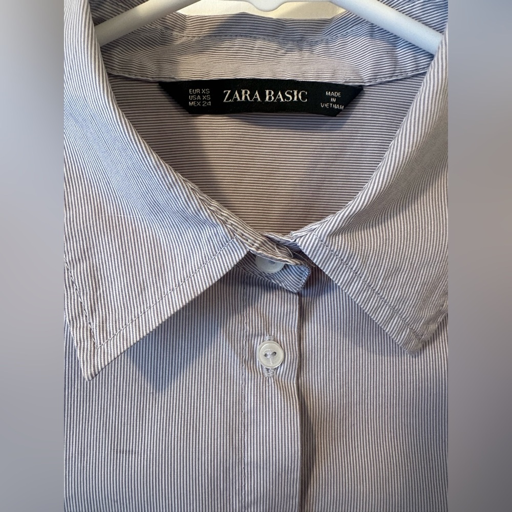 Zara shirt for women. X-small size.